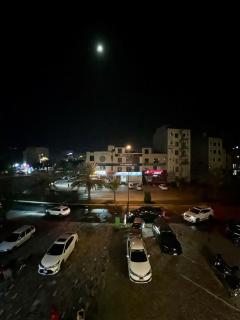 2BR Chic Charcoal & Chocolate Designer Apartment - 3