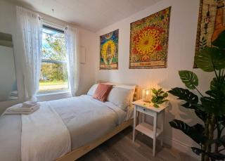 Cozy and Welcoming Chalet with Spa - 3