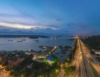 Borrman Hotel Fangchenggang Cross-sea Bridge - 7