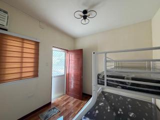 Amad's Rental Space Family Room - 8