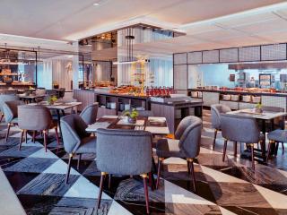 Movenpick Surabaya City - 4