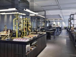 Movenpick Surabaya City - 3