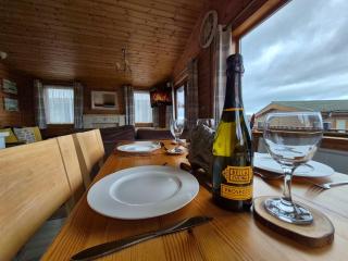 Meadow View - Luxury Lodge Escape - 7