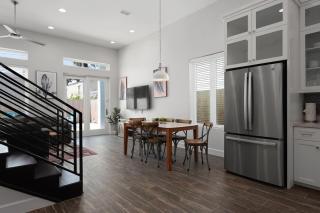 Beachside 4BR w Private Pool Walk to Shore Sleeps 12 - 5