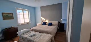 Cà Trifolera Barbaresco - Camera TRIPLA con bagno - IN ROMANTICO CASCINALE NEI VIGNETI CON CANTINA - 0