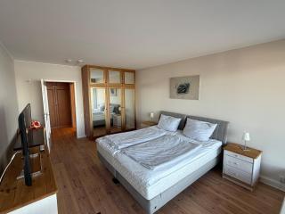 Sea view two-room apartment in hotel complex - 7