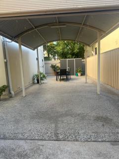 Stylish Home Near Adelaide Showground - 4