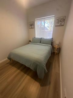 Stylish Home Near Adelaide Showground - 8