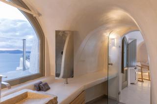 Athina Luxury Suites - 4