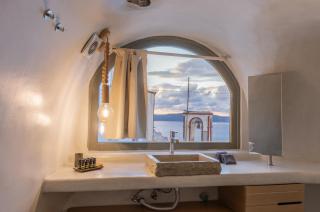 Athina Luxury Suites - 3