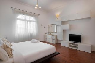 The Villa Jumeirah - 4