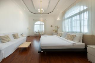 The Villa Jumeirah - 2