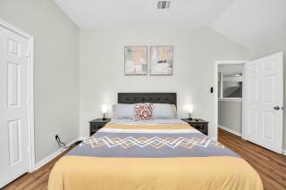 Family retreat with game room and huge yard - 2