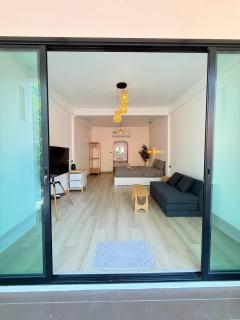 ชรัส รีสอร์ท เกาะล้าน - 1