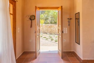 Terracotta Mediterranean Retreat Pefki - 4