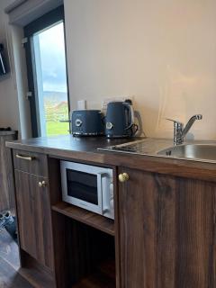 Dingle Lispole Garden Suite 10 - 3