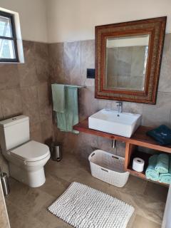 Otjimbuku Jagd- und Gästefarm - 4