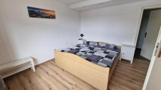 Sonnige und großzügige Terrassenwohnung mit Bergblick - 8