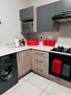 Happiness Retreat Stays -Midrand - 3