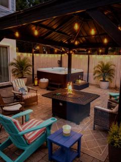 Few steps to Ocean- Beach Cruisers & Free parking & Private backyard - 8