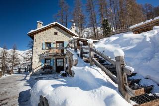 Chalet Charm - 2