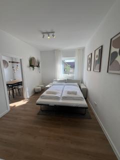 MEGHA Living - 2 Zimmer Appartments mit Küche - Zentral - 9