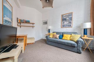 Zabytkowa kamienica przy plaży by NorthSide Apartments - 0