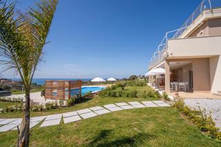 Villa Adele con piscina privata - per 16 persone - 4