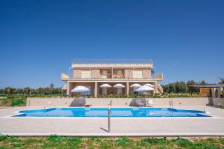 Villa Adele con piscina privata - per 16 persone - 9
