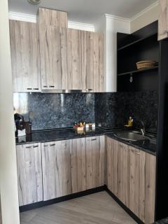 Alvina Apartment Complex - 5