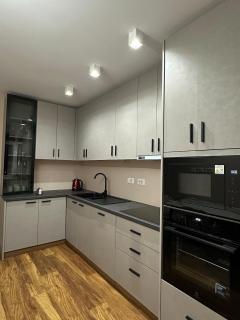 Modern City Stay Walk to Everything - 5