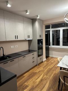 Modern City Stay Walk to Everything - 3