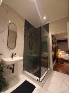 Ivory - Melville Mansions - 4