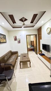 One Bed Fully Furnished Apartment in B17 - 4