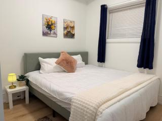 Private 2-Bedroom Basement Suite with Patio, Free Parking & Laundry - 8