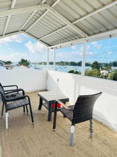 Apt in the Heart of Grand Bay 2 Min to Beach - RCN4 - 9