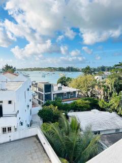 Apt in the Heart of Grand Bay 2 Min to Beach - RCN4 - 6