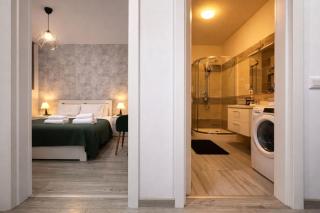 Luxury White Studio - 1