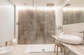 Max Motel - Art Gallery Room - 7