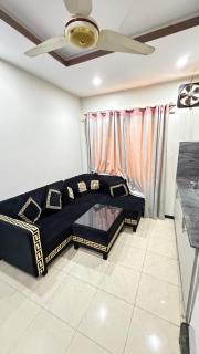 One Bed Corner Fully Furnished Apartment B17 - 5