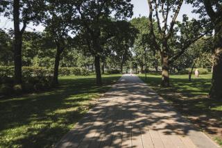 Parkview Apartment II Art & Design - 3