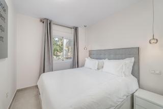 by RIVA - Elegant, 2 Bedroom Apartment in Dama de Noche Puerto Banus - 9