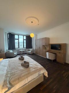 Jomi Stays - Kudamm - 6