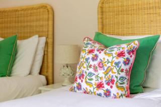 Charming Barn Retreat Near Pewsey & Woodborough - 2