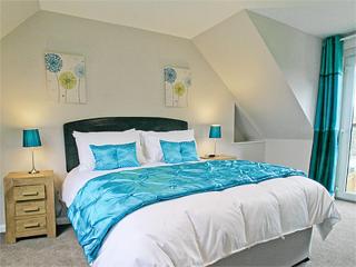 Blackmill Cottage - 2