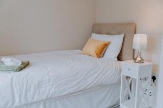 Charming St Davids Cottage with Cathedral Views - 4