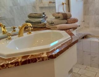 Haus Gotzbert I Wohnung EG I Nähe Klinikum I 68qm I 2 Zimmer I Küche I Bad I Gäste-WC I Terrasse - 2