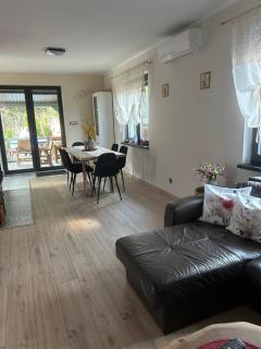 Mazury Dom Oskar nad jeziorem Sasek Wielki z jakuzzi - 1