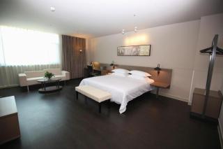 Jinjiang Inn Select Urumqi Midong Avenue - 7