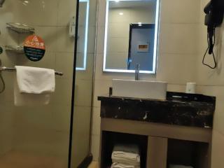 GreenTree Inn Anqing Tongcheng South Shengtang Road Shengtang International Business Hotel - Wangguolu - 6